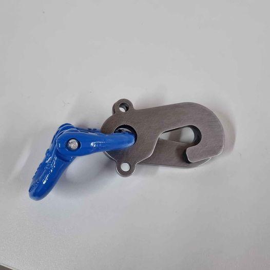 QIKI - Get Hooked! No more "D" Shackles! - JoCROW PTY LTD